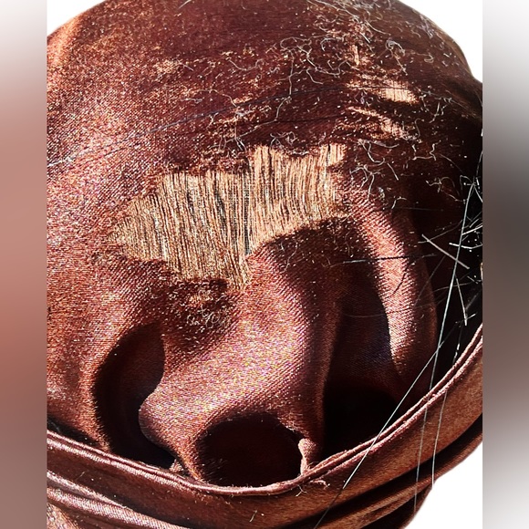 VTG- Rare find!  Dark Merlot Red VOGUL NEW YORK New York Hat - Picture 9 of 9